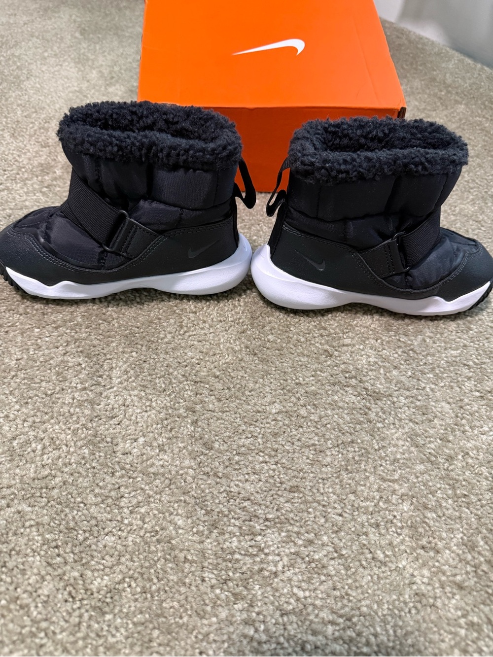 Nike Kids Black and White Strap Boot Sneakers - Picture 7 of 10